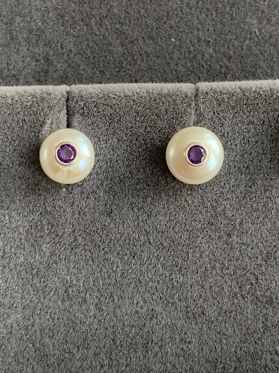 Pearly Silver Stud Earrings