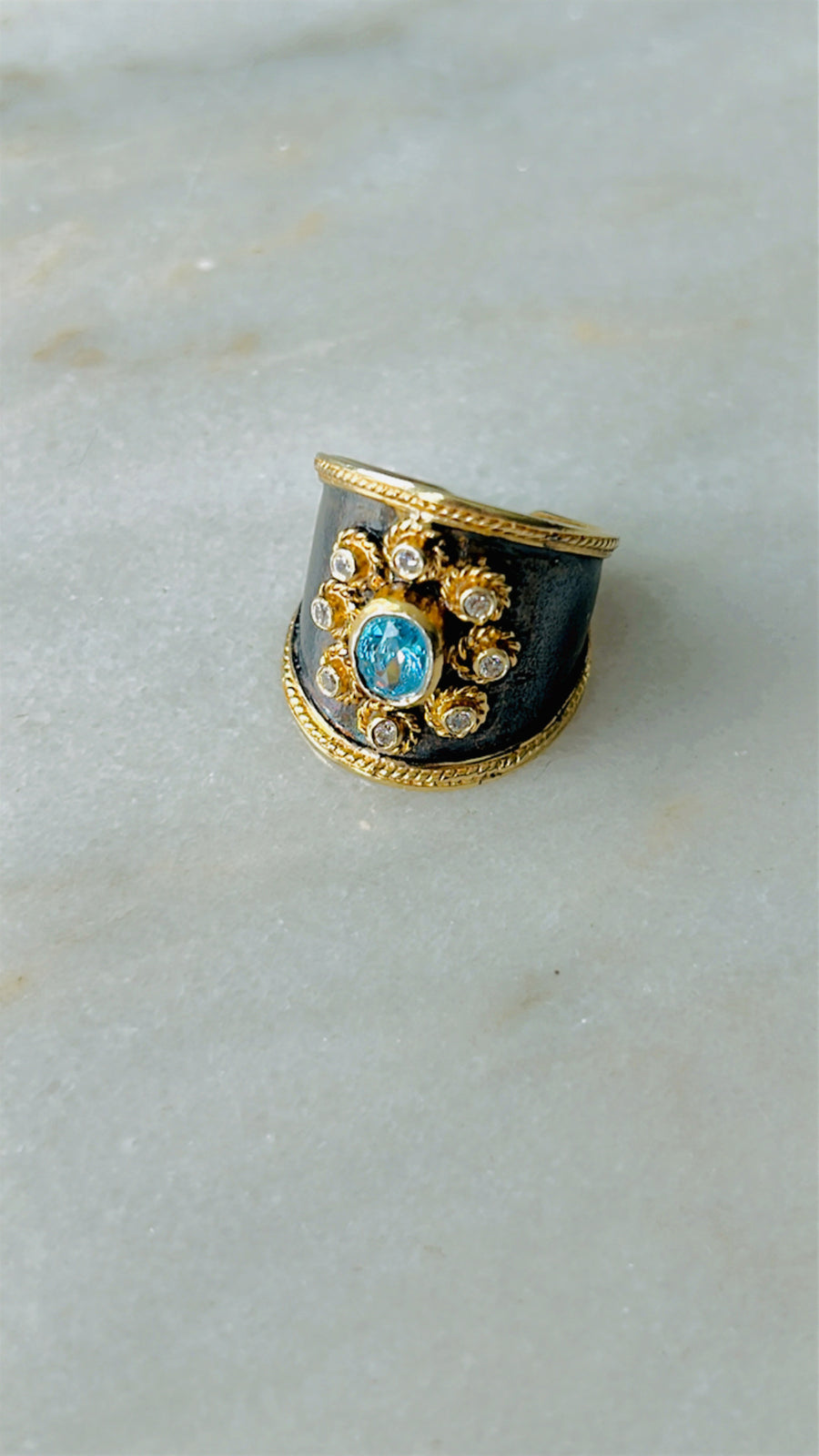 Bizantino Rings