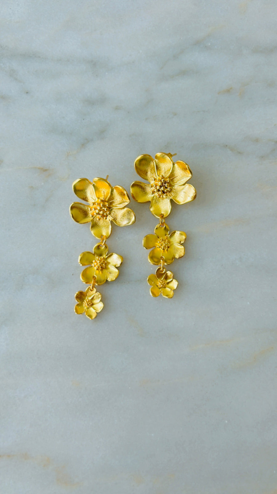 Flower cascades earrings