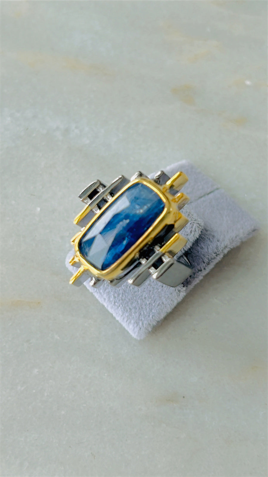 MCM Ring