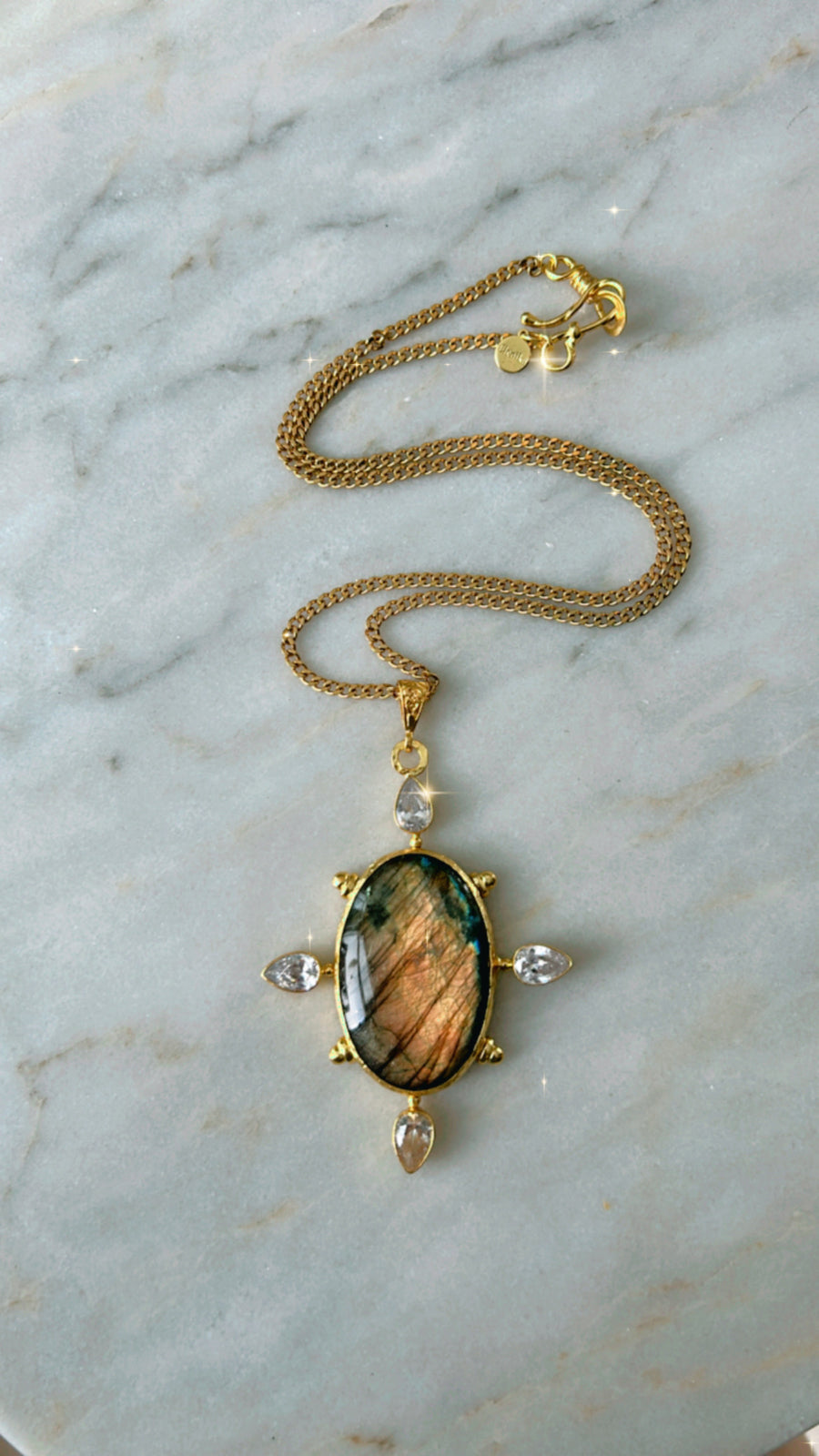 Rania Pendant