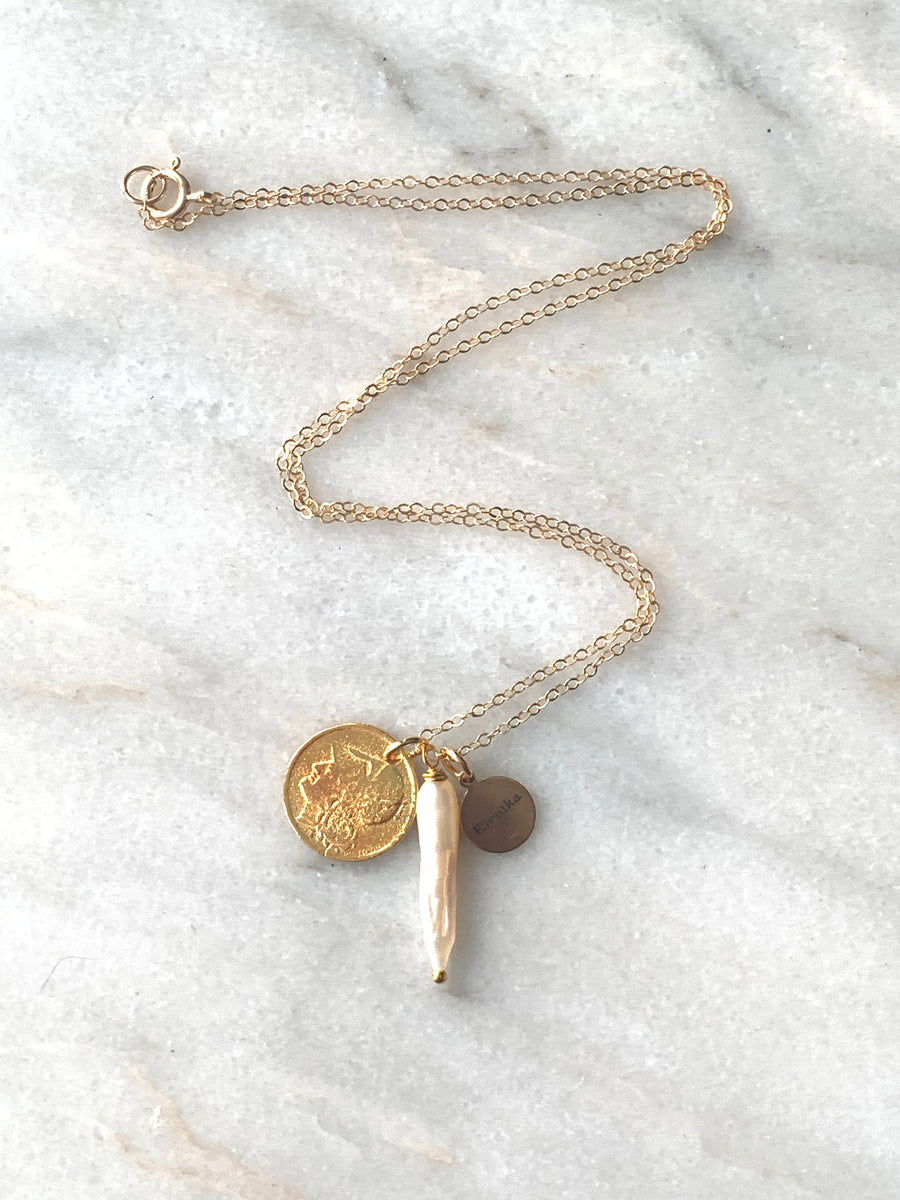 Dainty Pearly Necklaces