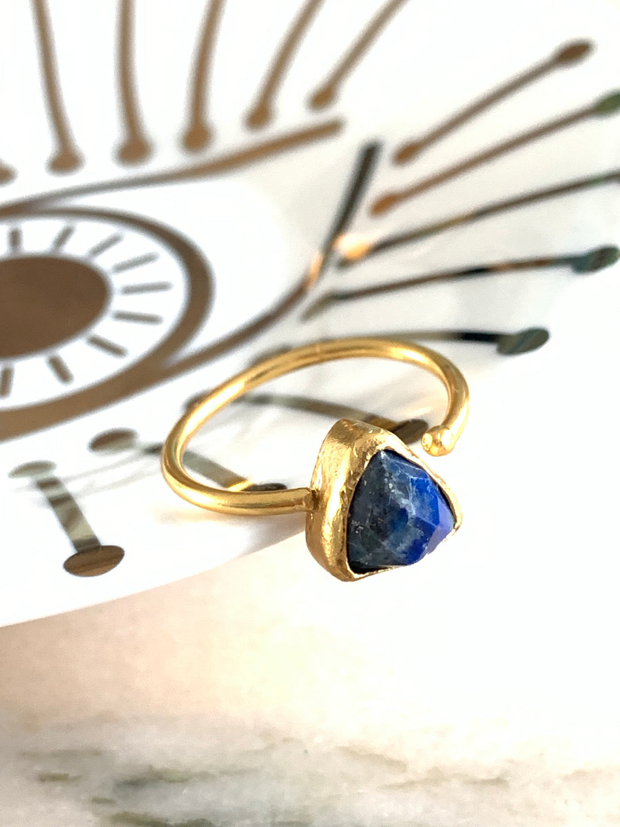 Tiny Stone Ring (Lapis Lazuli)